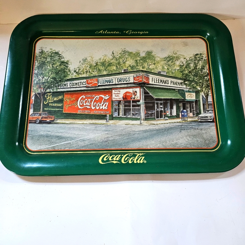 Vintage Coca Cola drink tray Collector pop advertisement soda bar man cave coca-